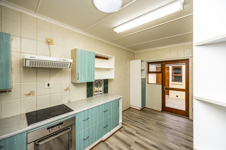 3 Bedroom Property for Sale in Bonza Bay Eastern Cape